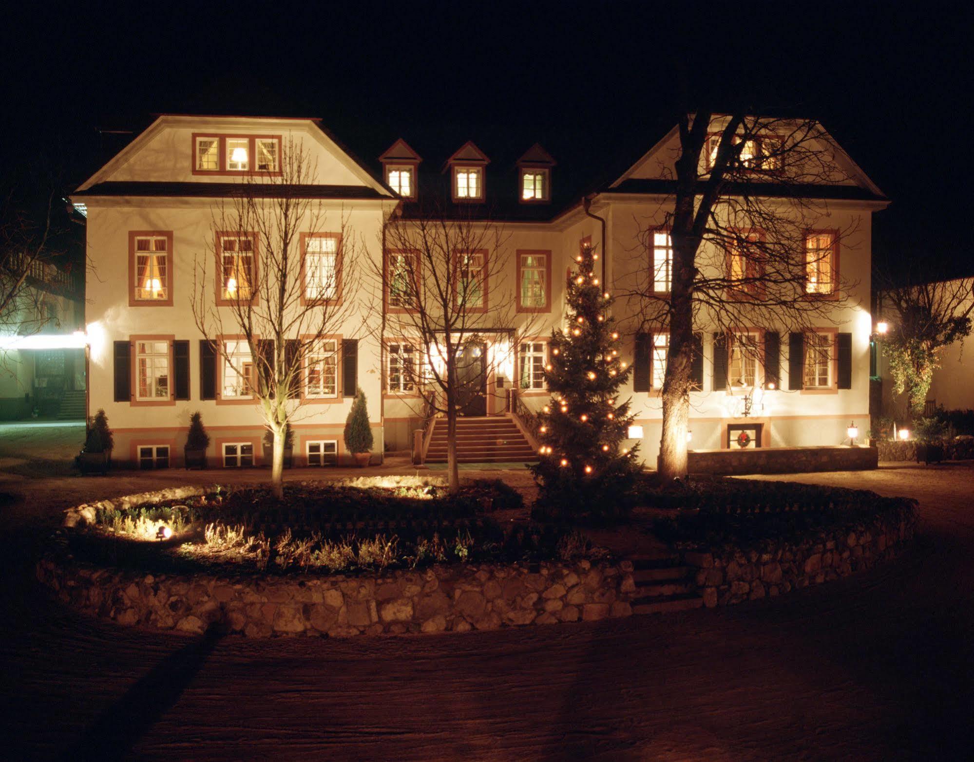 Herrenhaus Von Loew Бад Наухайм Екстериор снимка