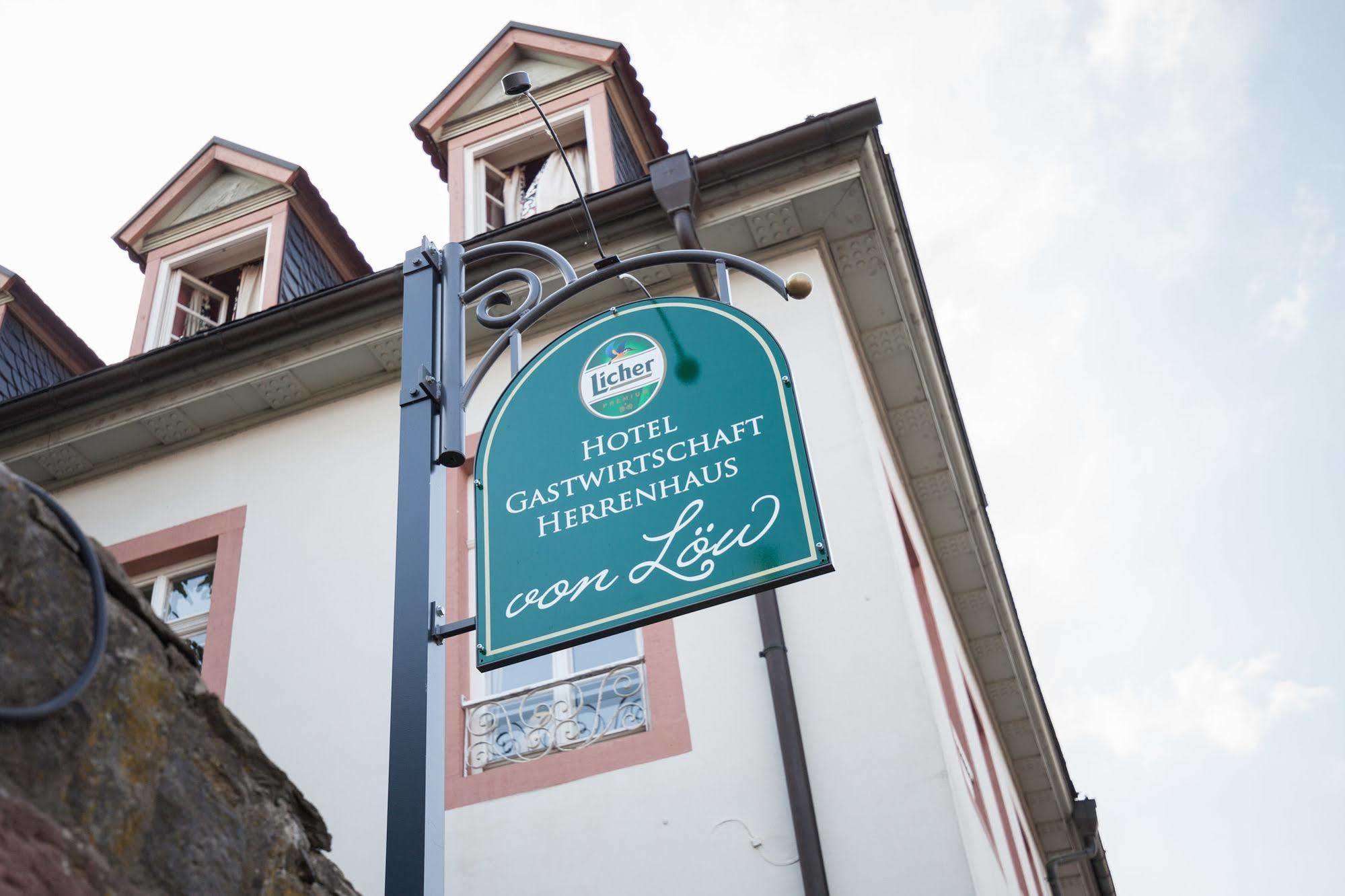 Herrenhaus Von Loew Бад Наухайм Екстериор снимка